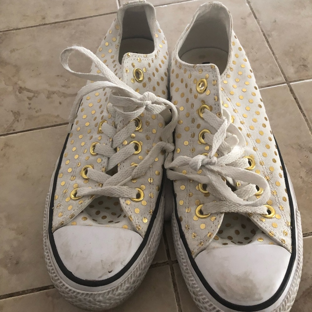 4-sale Converse Gold Polka Dots Sneakers- 550 $30 or $25 w/offer
